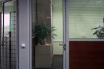 двери в офис