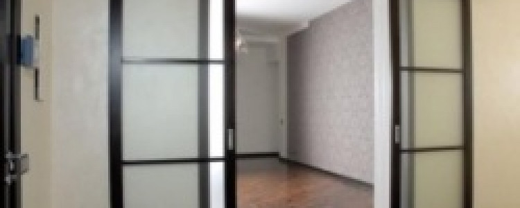 Раздвижные межкомнатные двери — современный атрибут планировки помещений.