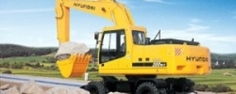 Условия работы на экскаваторе Hyundai R200W-7 и характеристики техники.