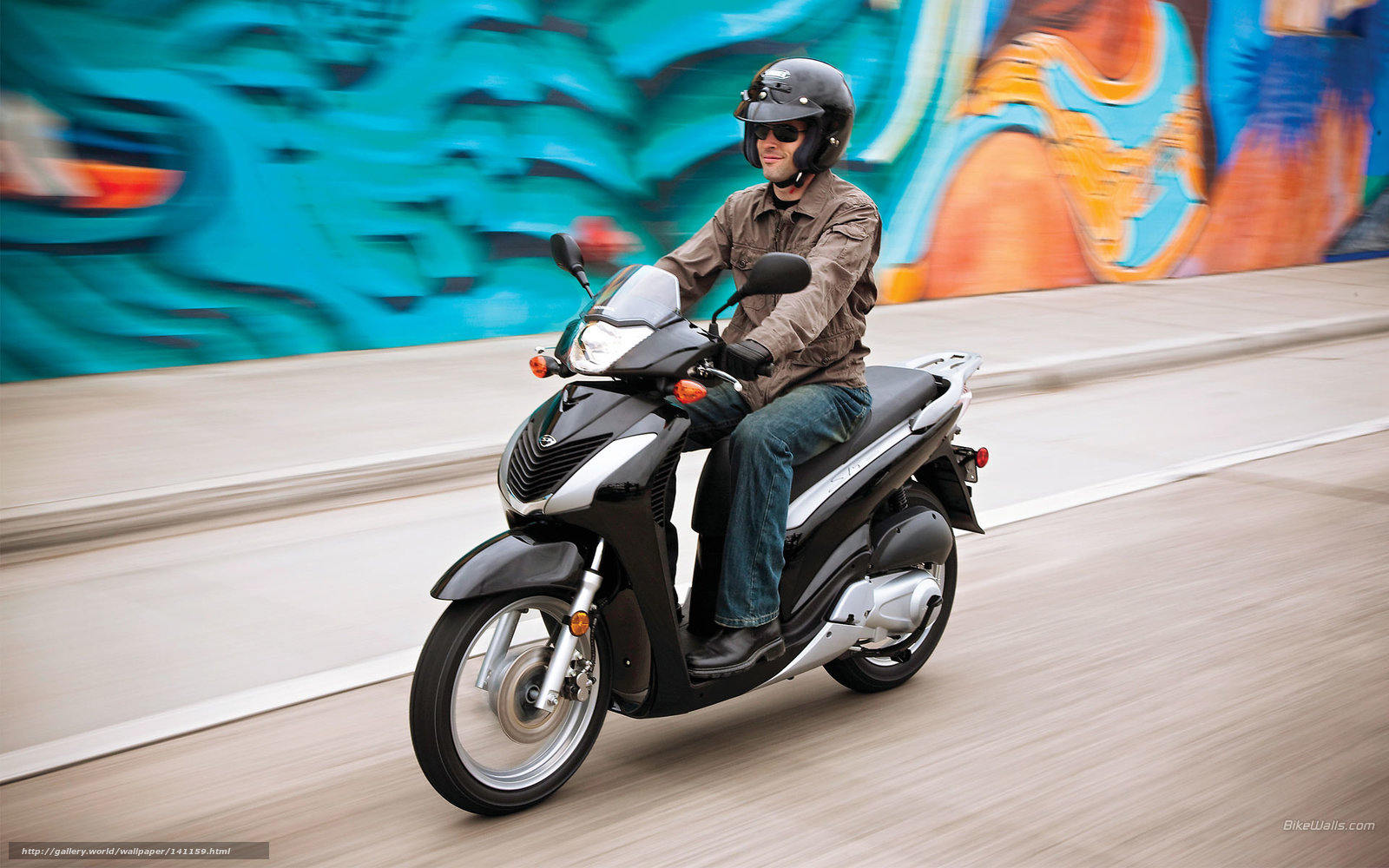 Скутер Honda: надежный помощник в городской суете